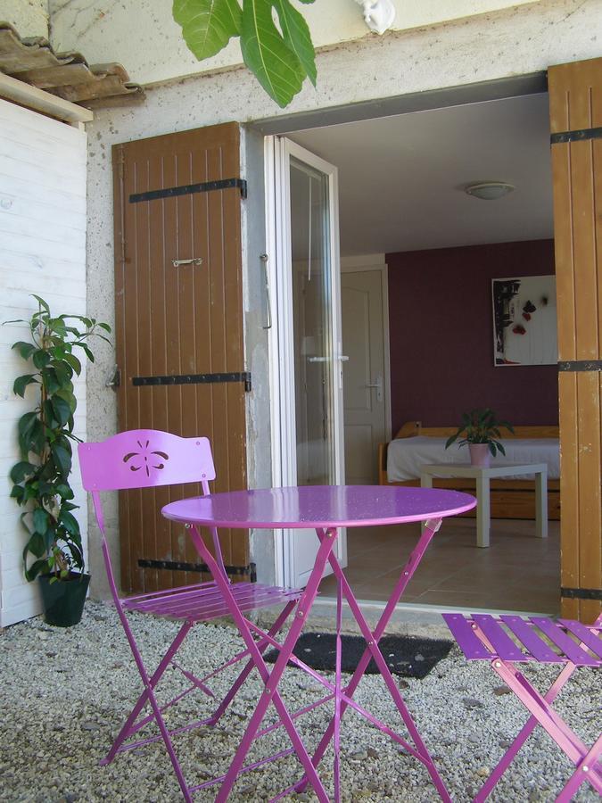 Sainte-Terre Le Bord De L'Eau Bed & Breakfast エクステリア 写真