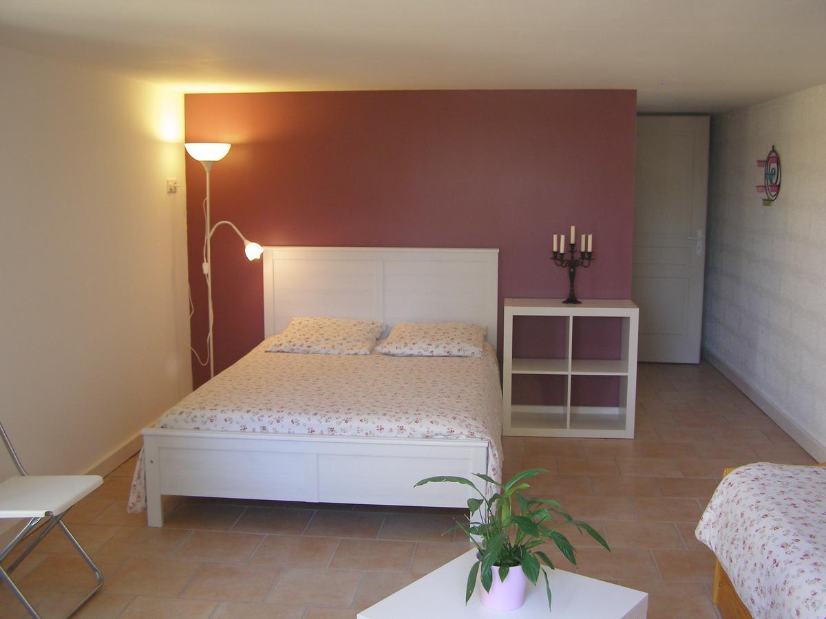 Sainte-Terre Le Bord De L'Eau Bed & Breakfast エクステリア 写真
