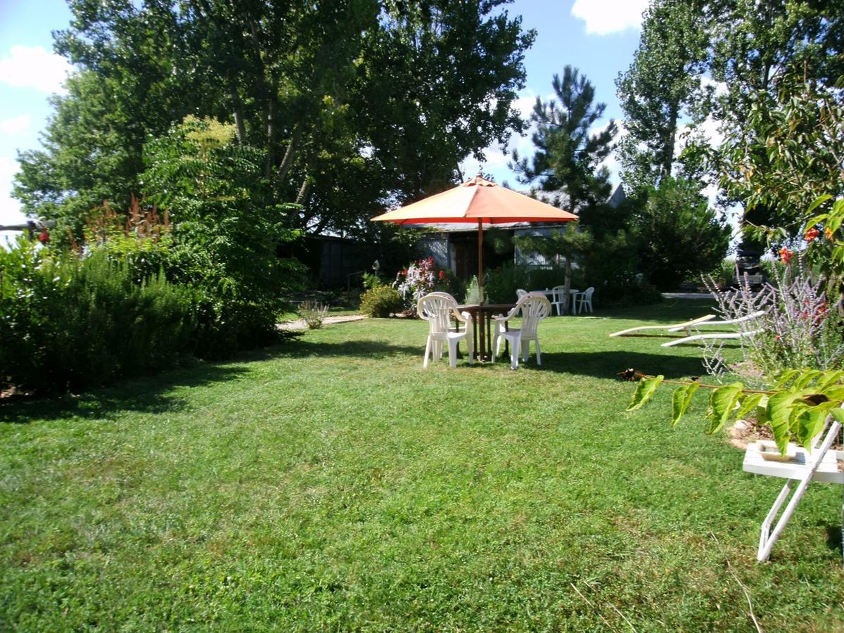 Sainte-Terre Le Bord De L'Eau Bed & Breakfast エクステリア 写真